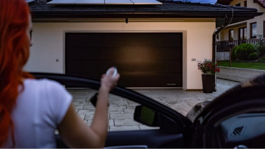 LOMAX Referenzen – Sektionaltore