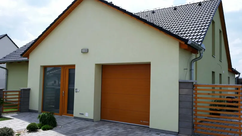 Garagentor passend zu Außenelementen